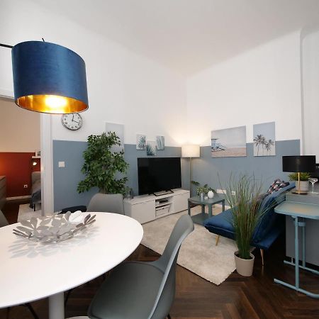 וינה Stylish City Center Apartment מראה חיצוני תמונה