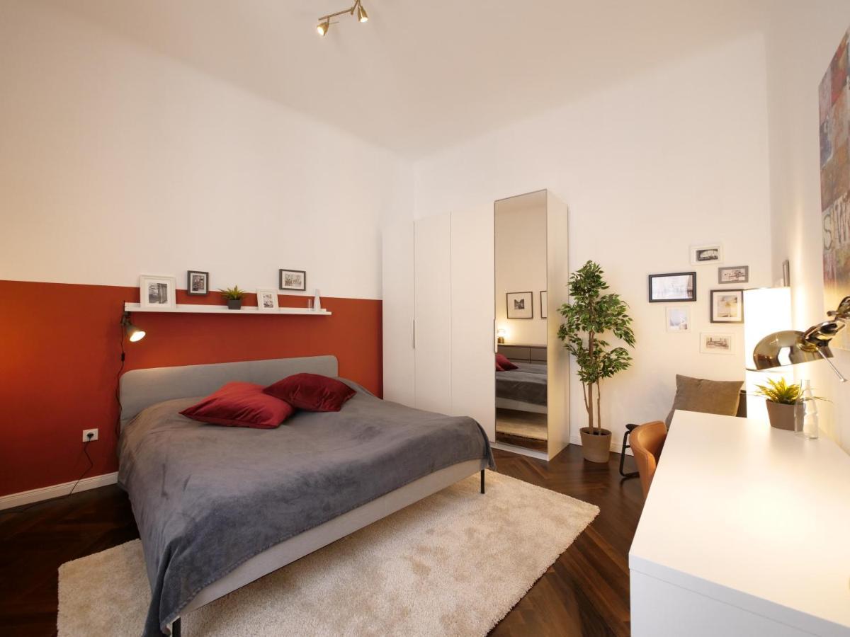 וינה Stylish City Center Apartment מראה חיצוני תמונה