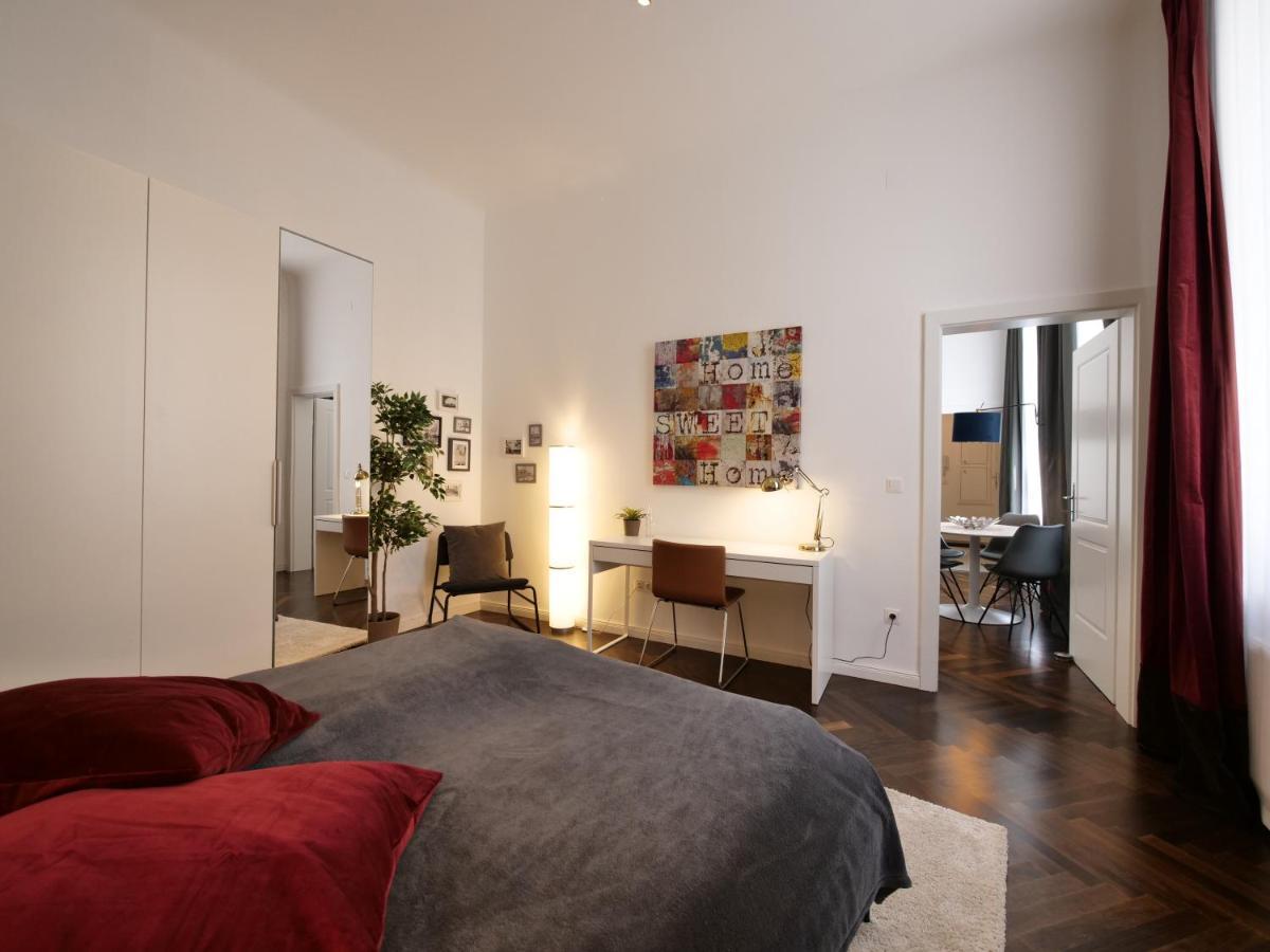 וינה Stylish City Center Apartment מראה חיצוני תמונה